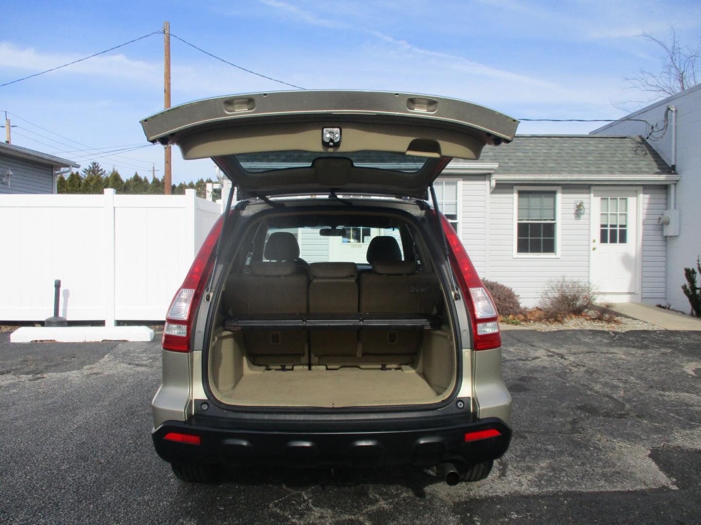 2008 TAN Honda CR-V LX 2WD AT (5J6RE38338L) with an 2.4L L4 DOHC 16V engine, 5-Speed Automatic Overdrive transmission, located at 540a Delsea Drive, Sewell, NJ, 08080, (856) 589-6888, 39.752560, -75.111206 - Photo#26